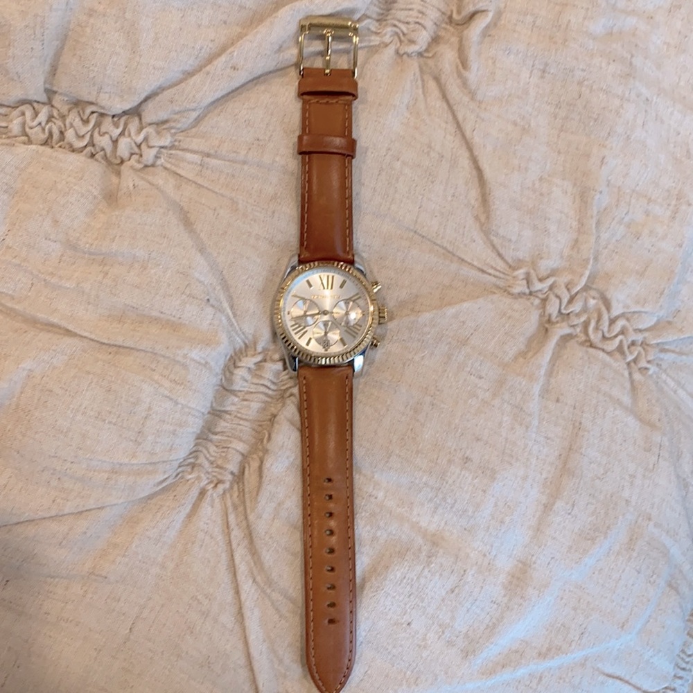 Michael Kors leather watch, needs new battery